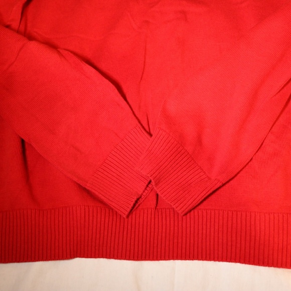 Tommy Hilfiger red pull over, no visible damage - Picture 3 of 5
